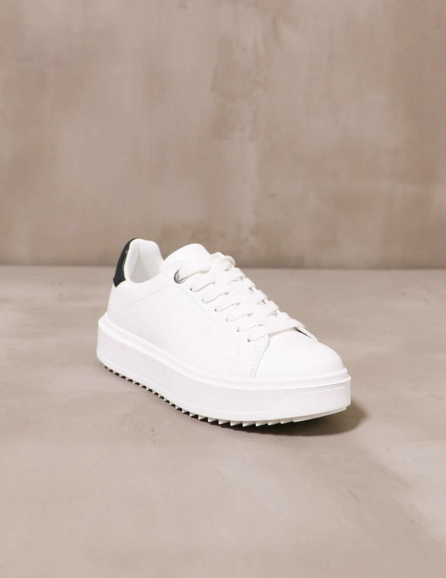 Shoes * | Hot Sale Steve Madden Play The Field Sneaker White