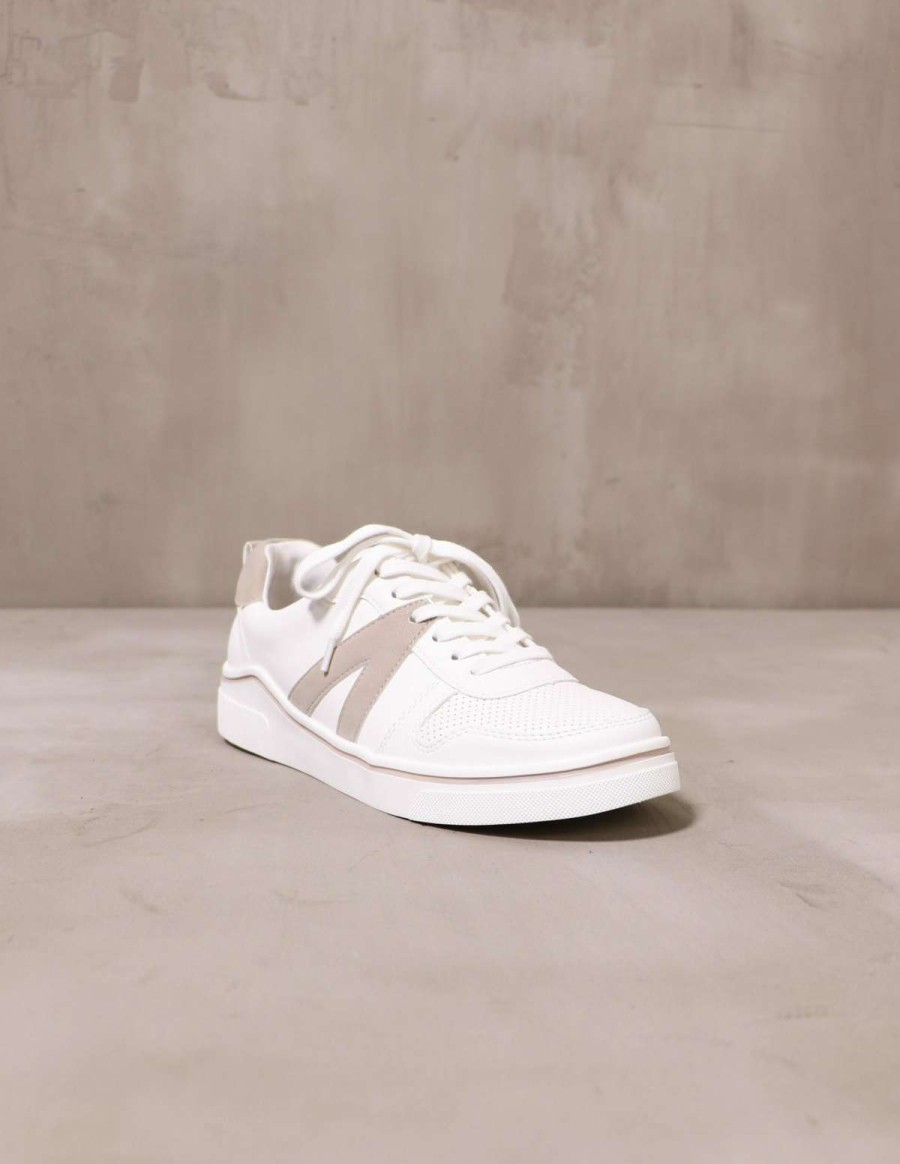 Shoes * | Outlet Mia Between The Lines Sneaker