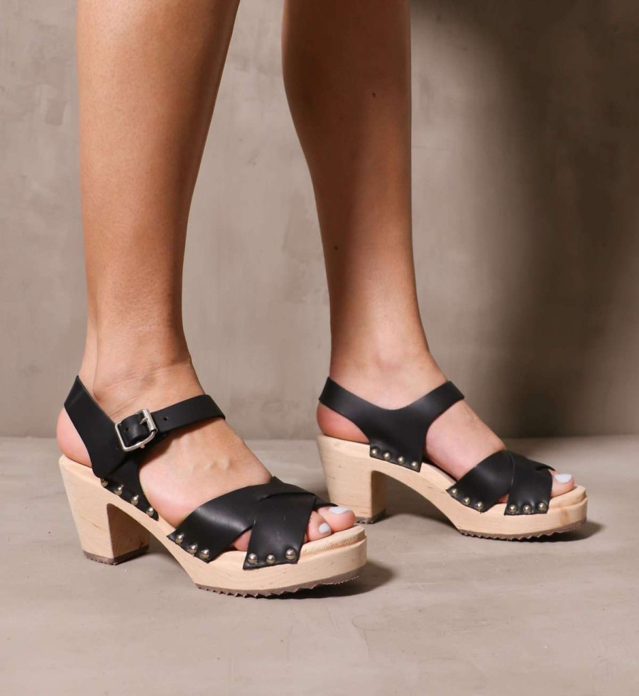 Shoes * | Wholesale Mia Need A Lift Clog