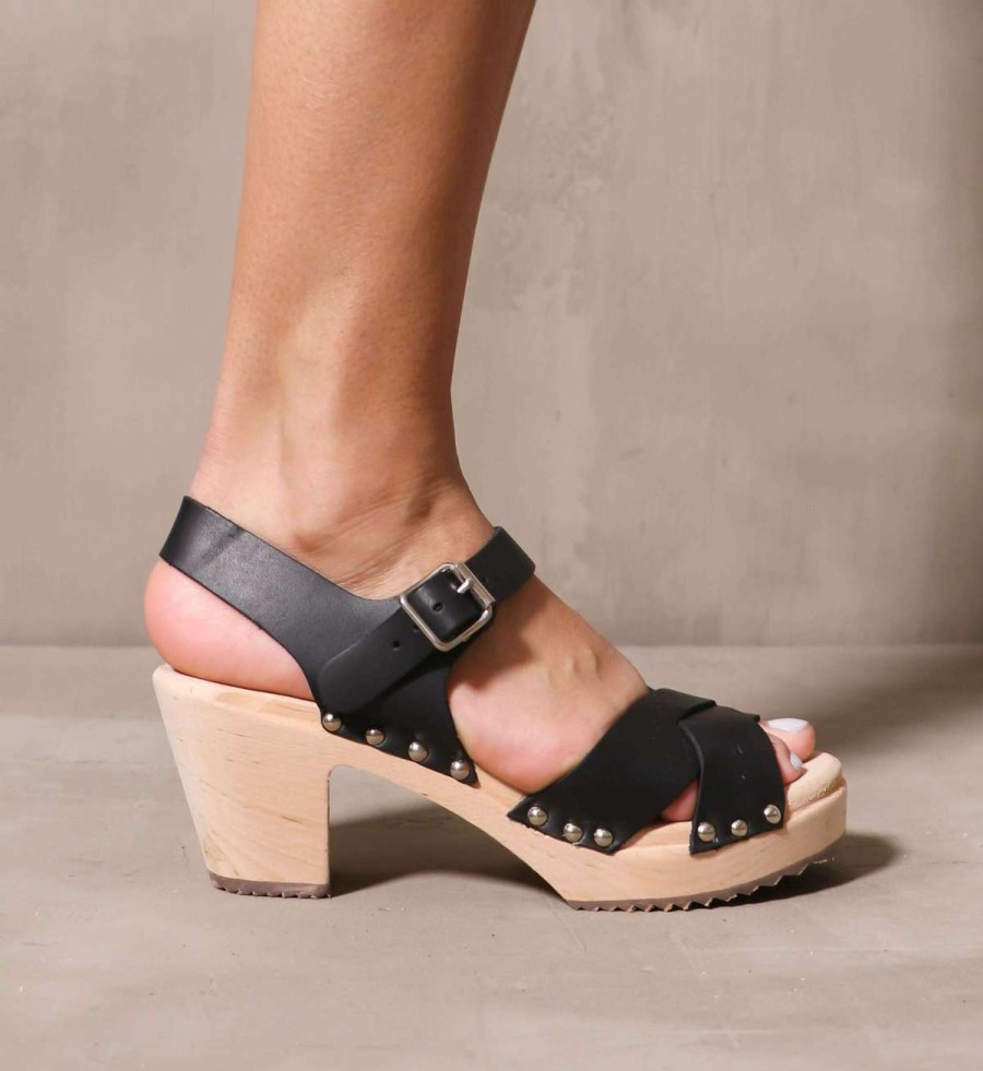 Shoes * | Wholesale Mia Need A Lift Clog