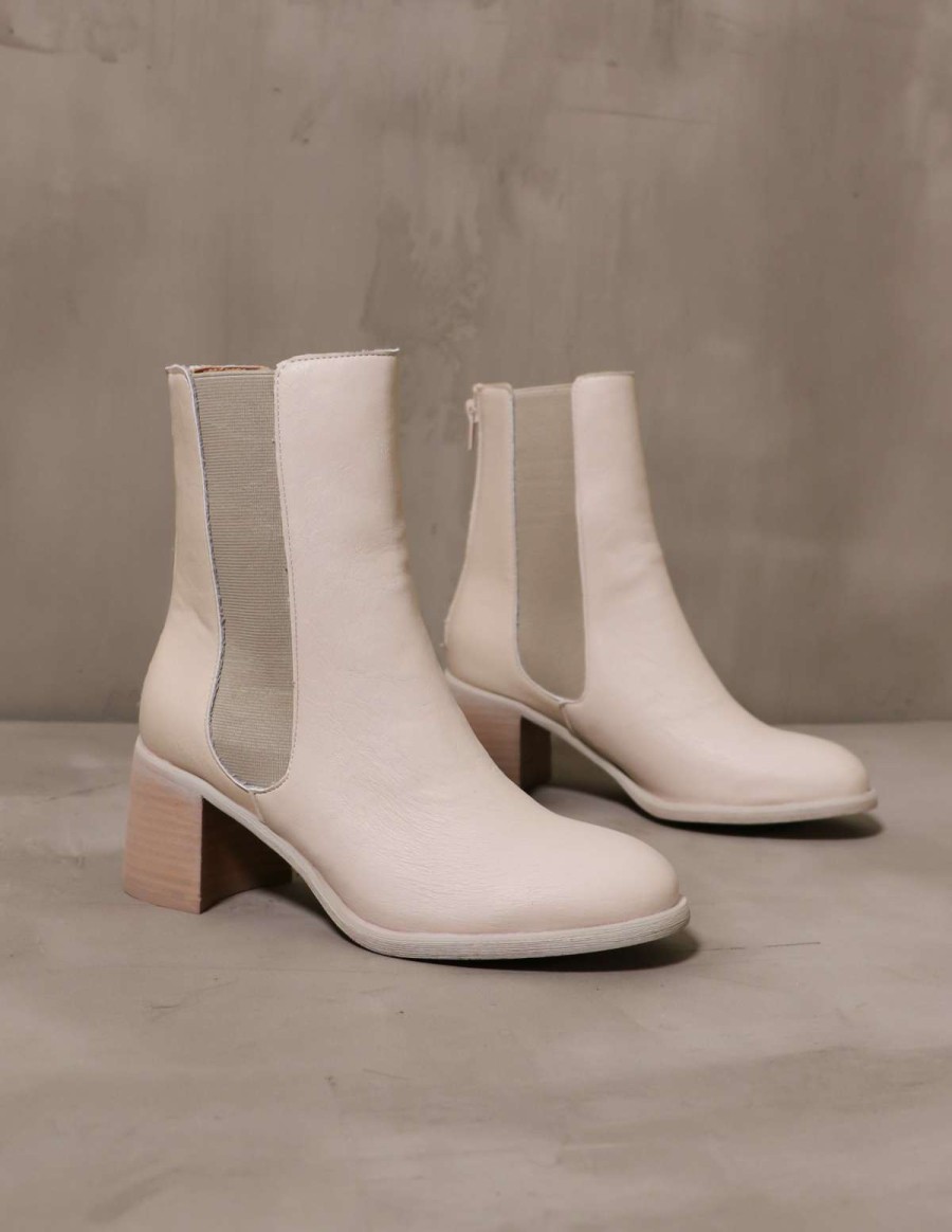 Shoes * | Best Deal Oasis Society Consider It Done Boot