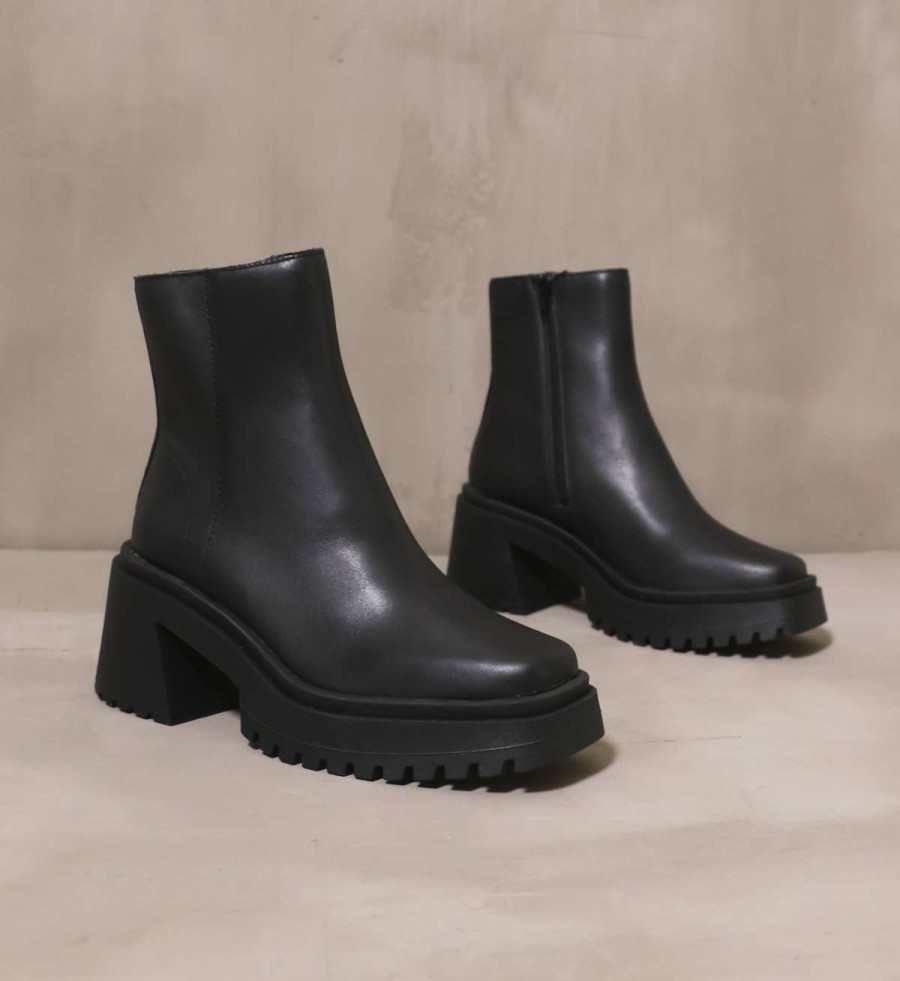 Shoes * | New Steve Madden Shadow Of A Doubt Boot Black