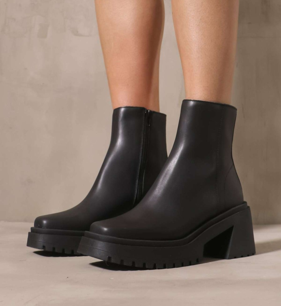 Shoes * | New Steve Madden Shadow Of A Doubt Boot Black