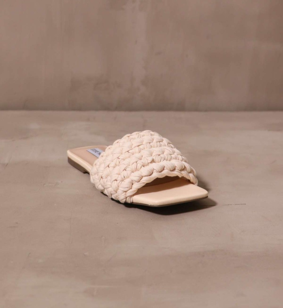 Shoes * | Hot Sale Steve Madden Macra-Meet Me At The Dock Slide Beige