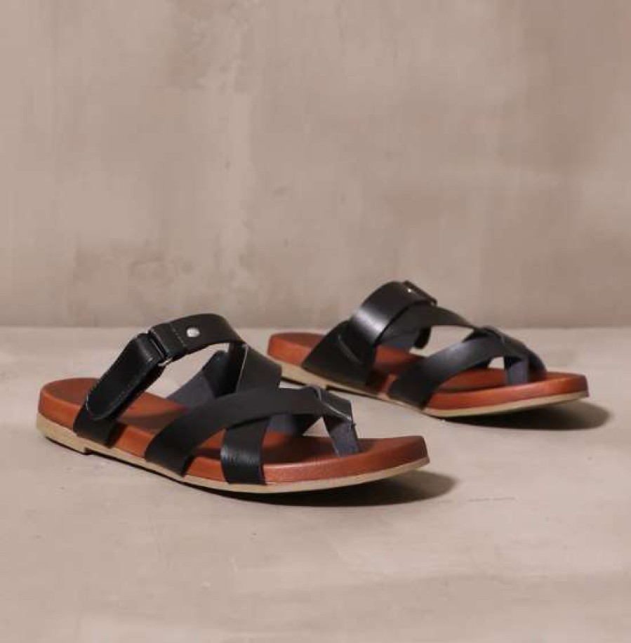 Shoes * | Budget Mia Casually Crossed Sandal