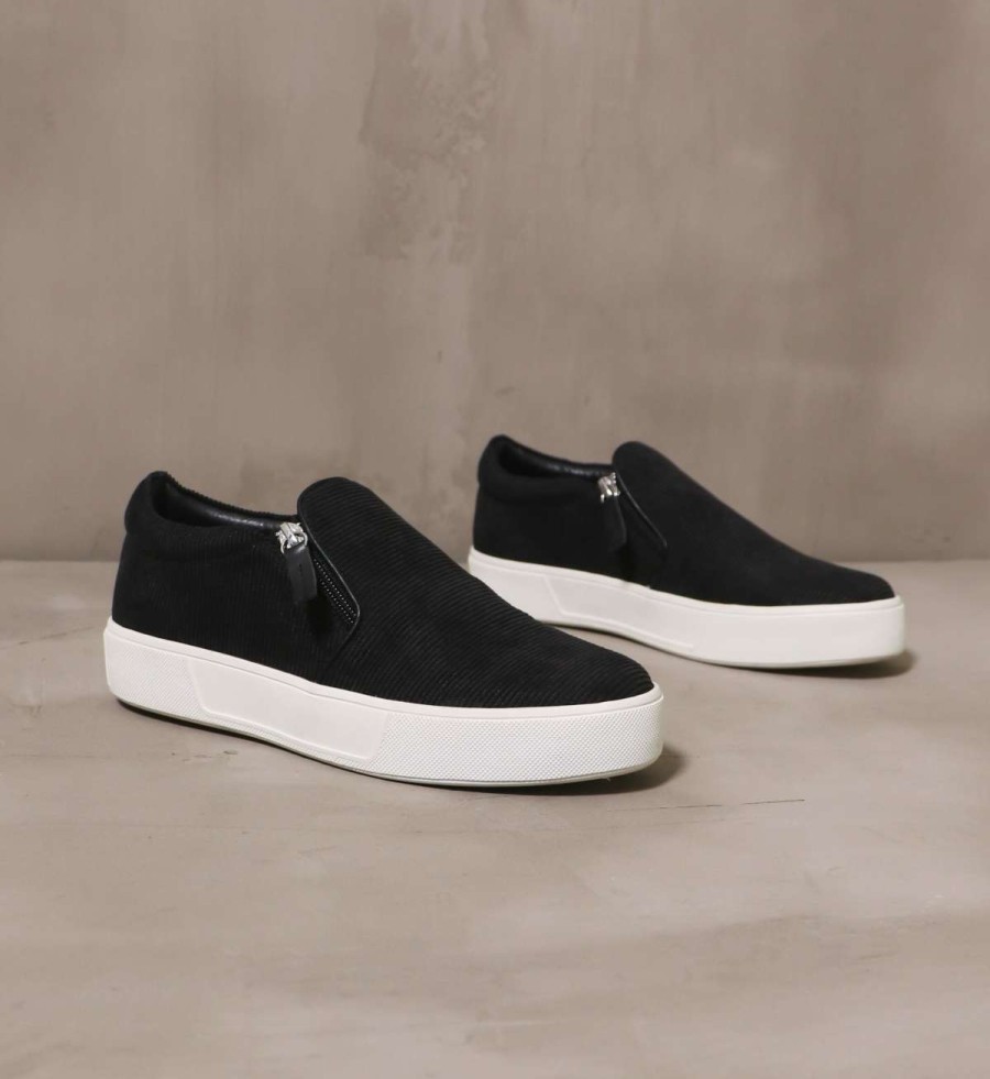 Shoes * | Deals Volatile Corduroy Meets World Sneaker